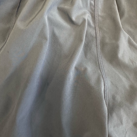 lululemon athletica Women's Blue Shorts - Picture 3 of 7